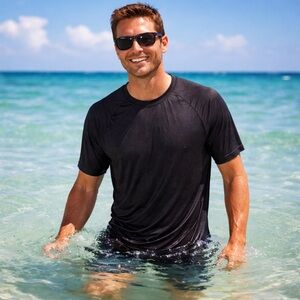 ZeroXposur Men’s swim shirt size S